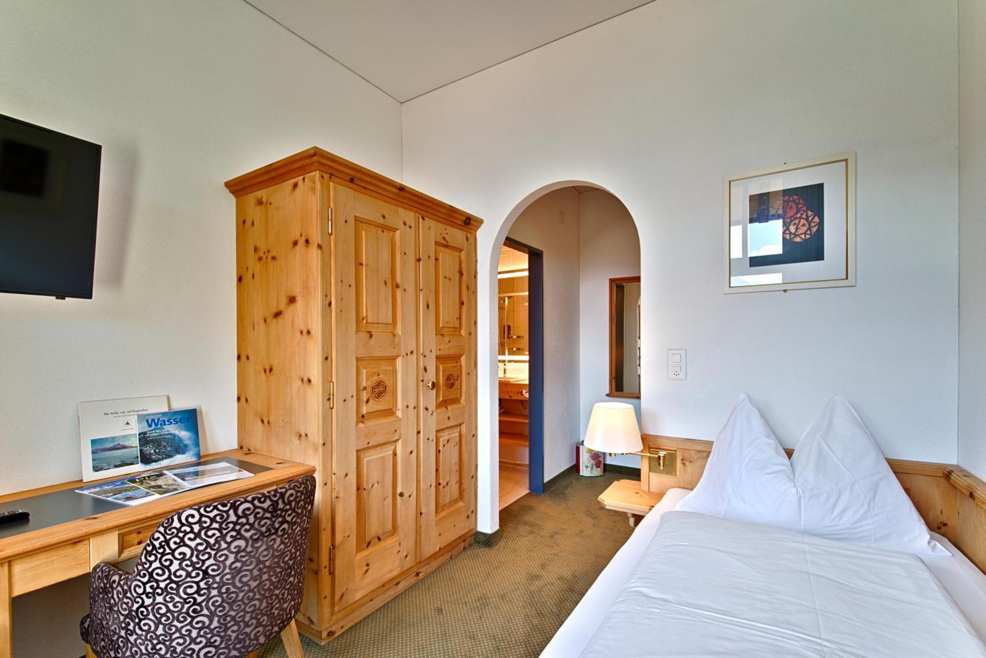 Hotel Villa Post Vulpera ห้อง รูปภาพ