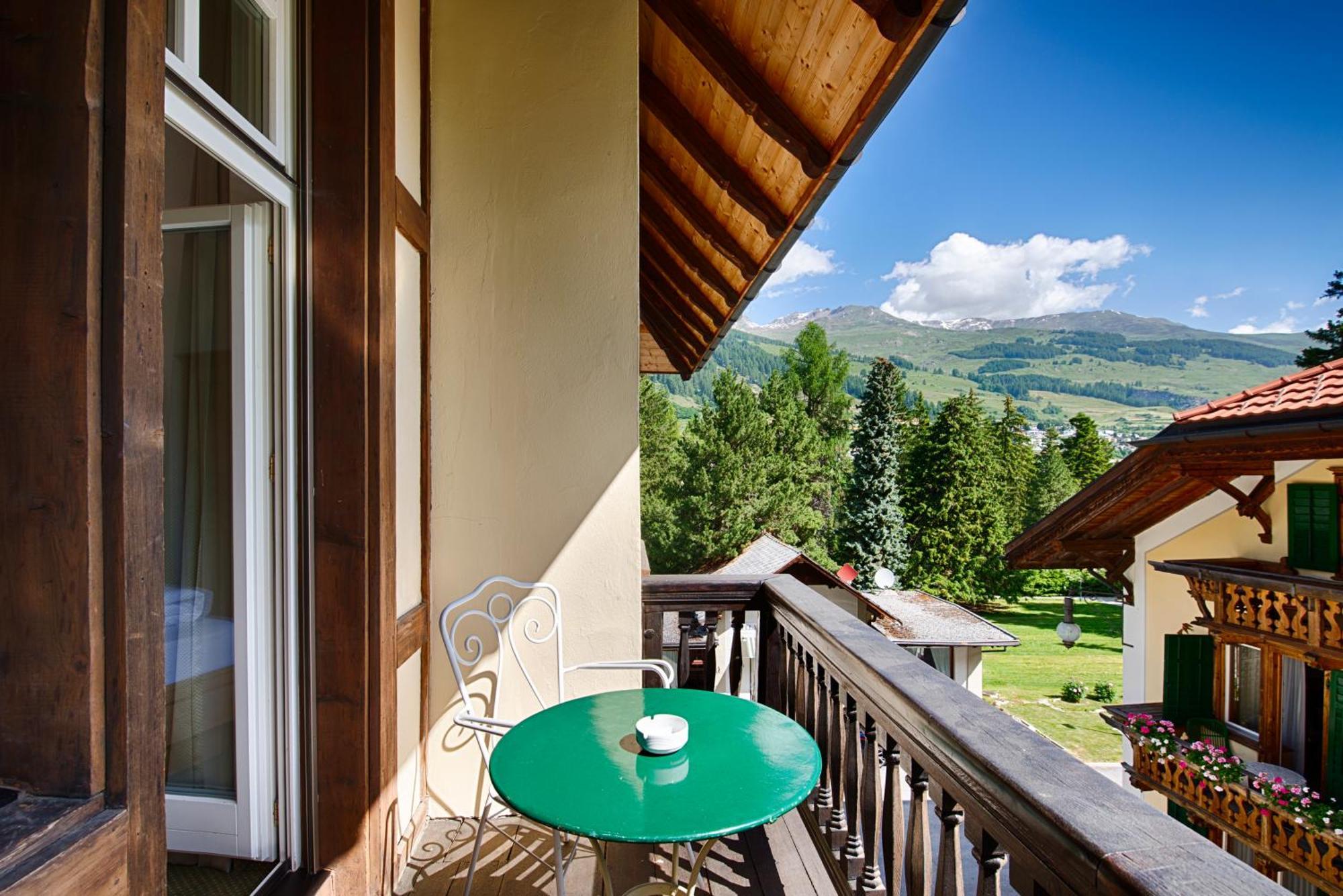 Hotel Villa Post Vulpera ห้อง รูปภาพ